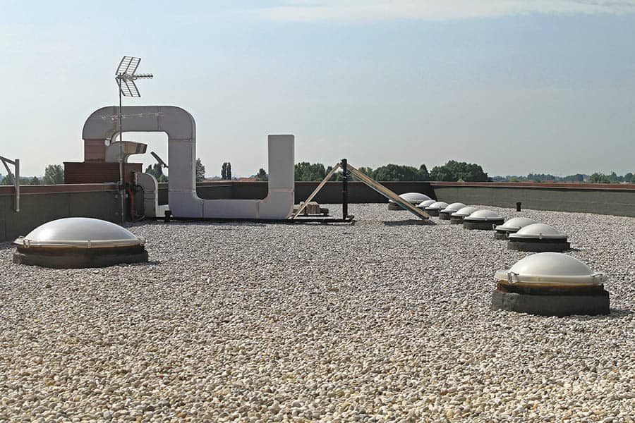 Comparisons of Materials for Roofs Near Nicholasville, Kentucky (KY) like Built-Up Membrane of Tar and Gravel